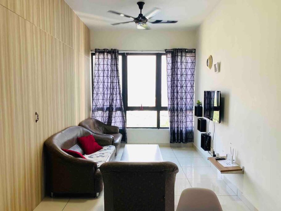 Stay@ Kiara Plaza Kajang/Semenyih Free Wifi/Car Park Экстерьер фото